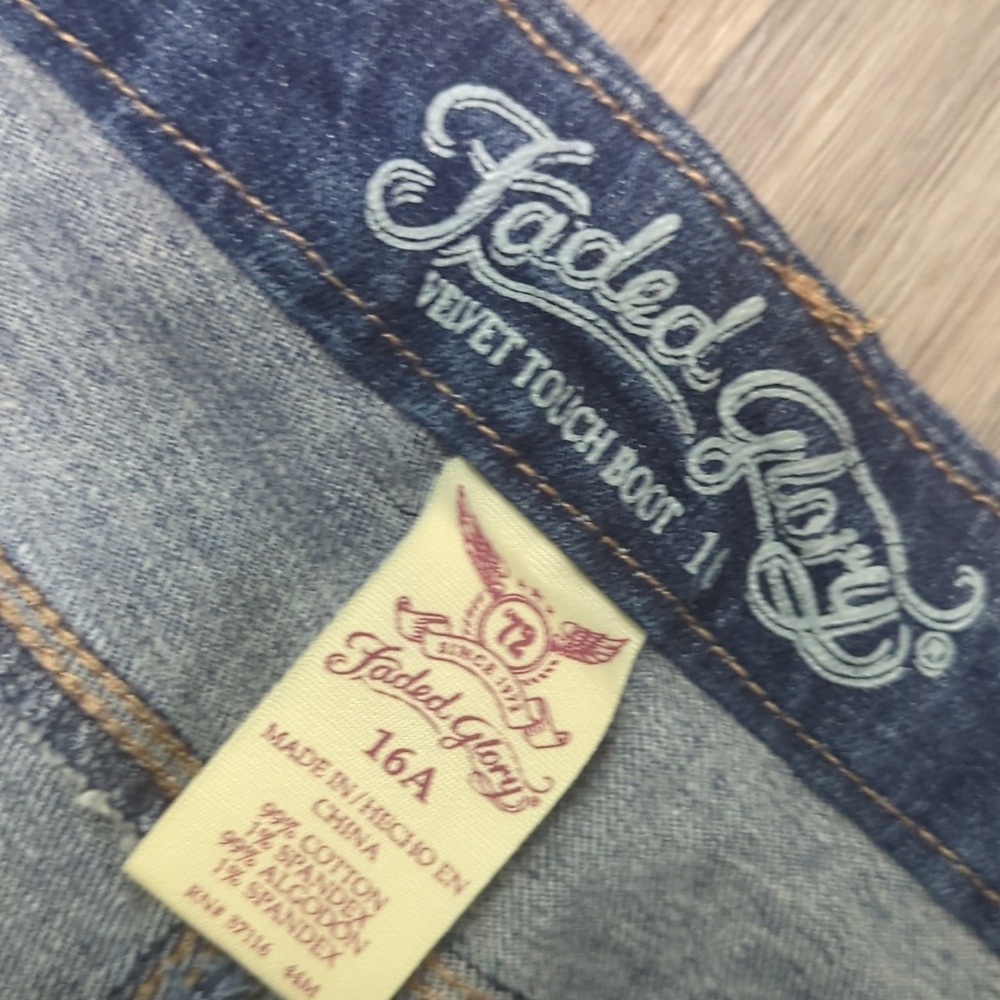 ❤️5/$25 Faded Glory Dark Blue Flare Jeans - Picture 4 of 6